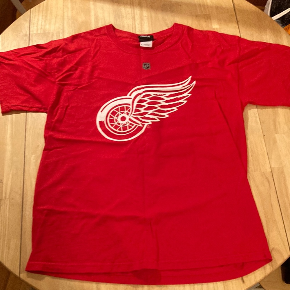 Reebok NHL Detroit Red Wings Marian Hossa #81 T Shirt Shirsey Medium